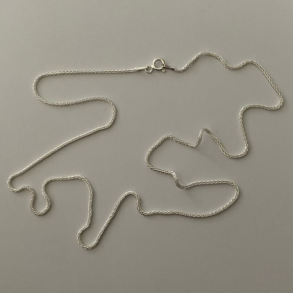 Unisex 925 silver wheat chain necklace 17.75 inches